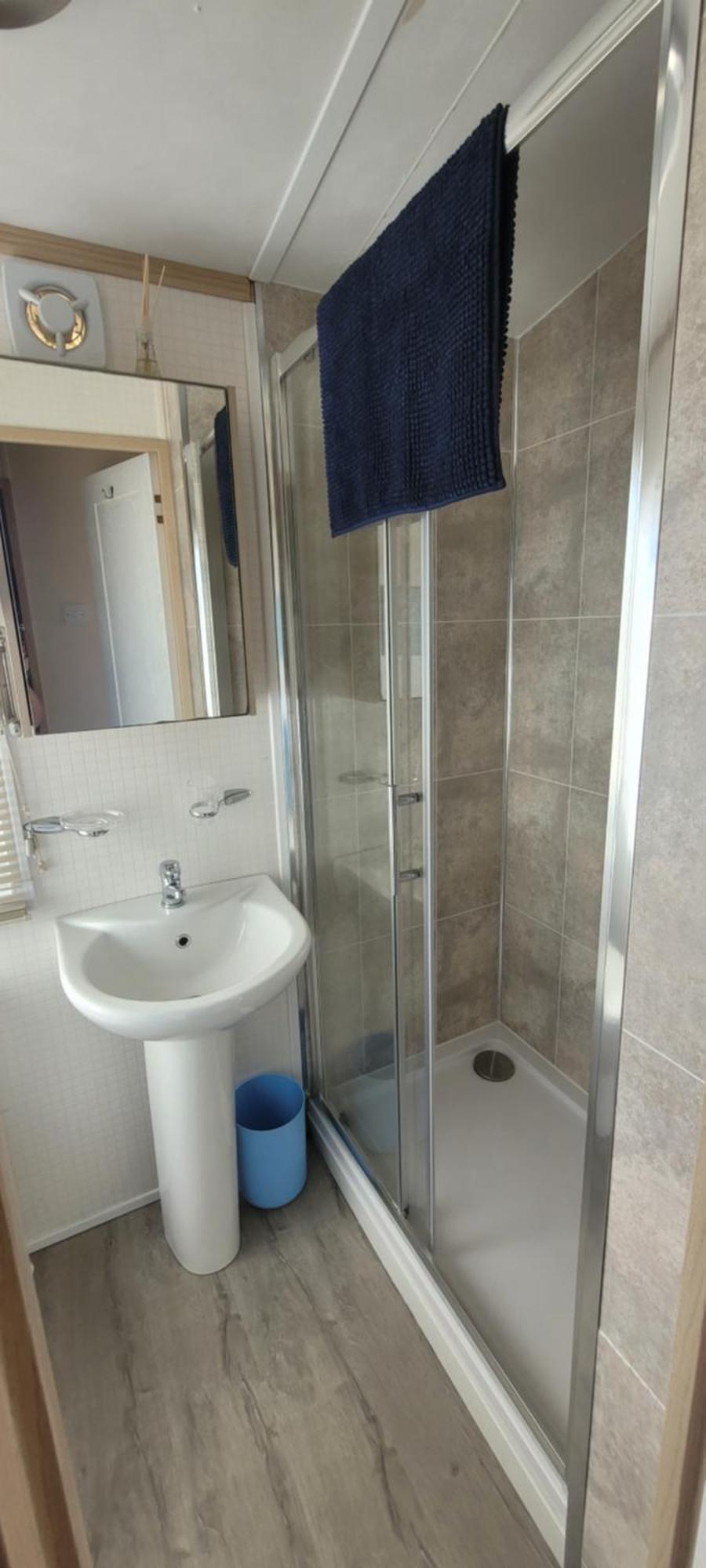 Home With A View Whitecliff Bay Holiday Park 벰브리지 외부 사진