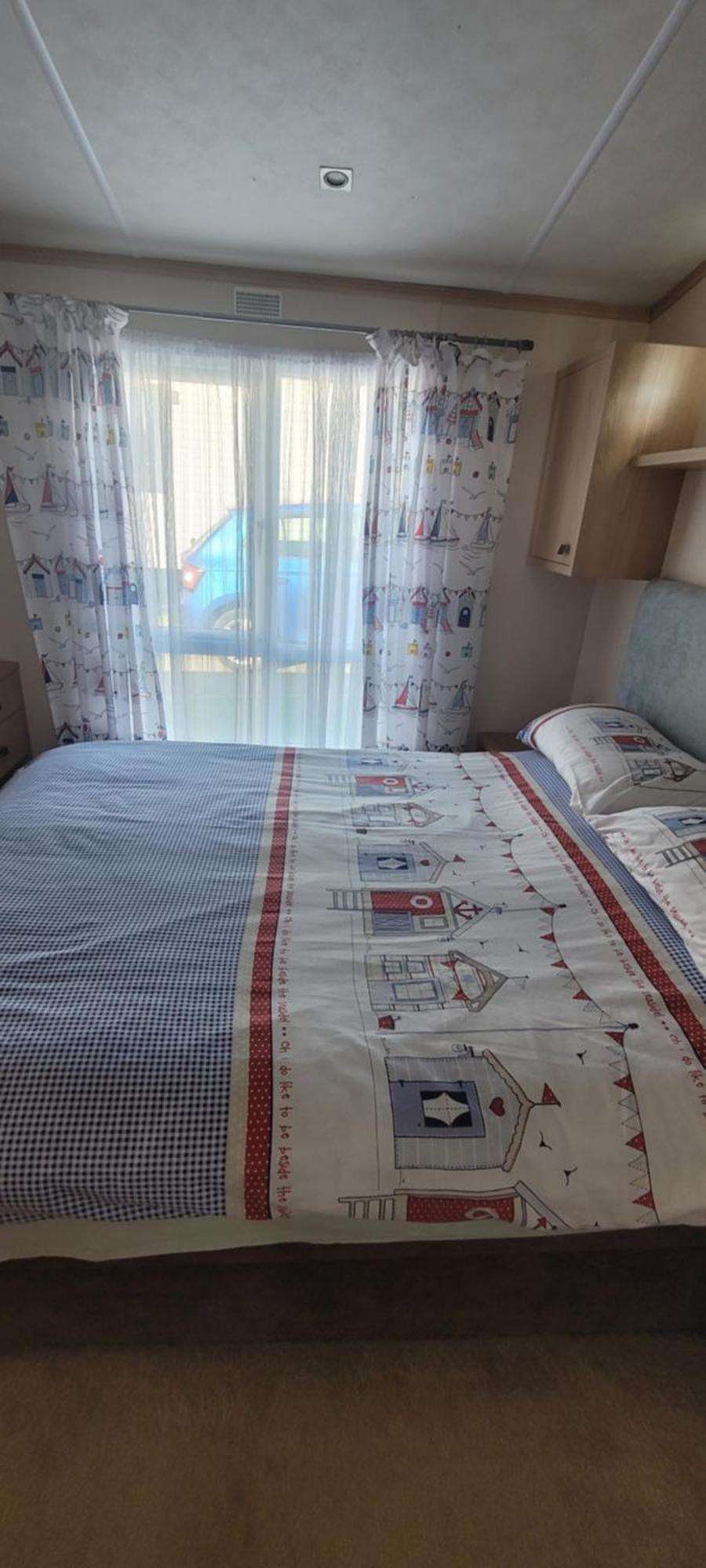 Home With A View Whitecliff Bay Holiday Park 벰브리지 외부 사진