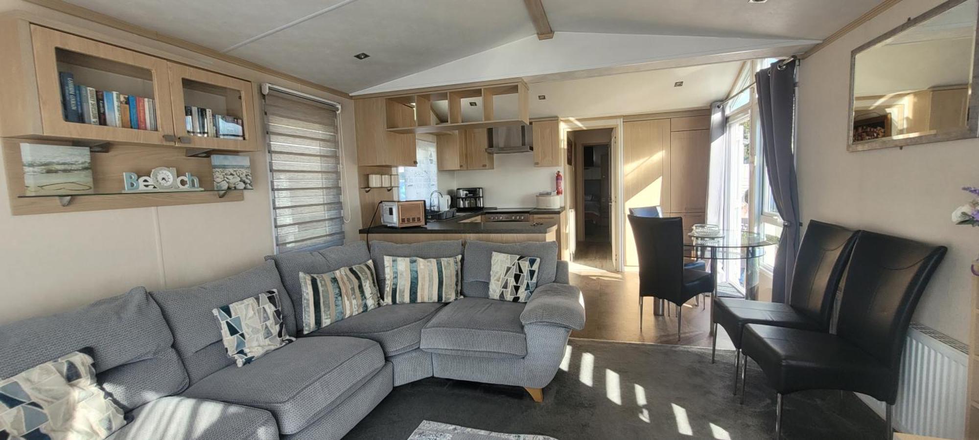 Home With A View Whitecliff Bay Holiday Park 벰브리지 외부 사진