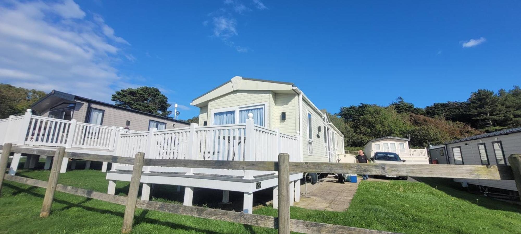Home With A View Whitecliff Bay Holiday Park 벰브리지 외부 사진